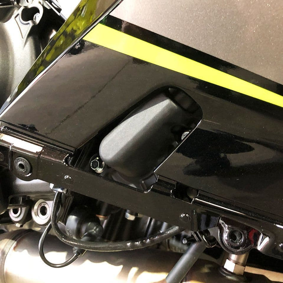 GB Racing Kawasaki Ninja 400 2018> Secondary Water Pump Cover